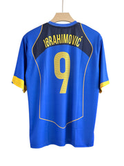 Ibrahimovic-09 Juventus Away 2004/05 Five sleeve