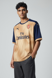 Ozil-11 Arsenal 2015/16 Five sleeve with embroidery