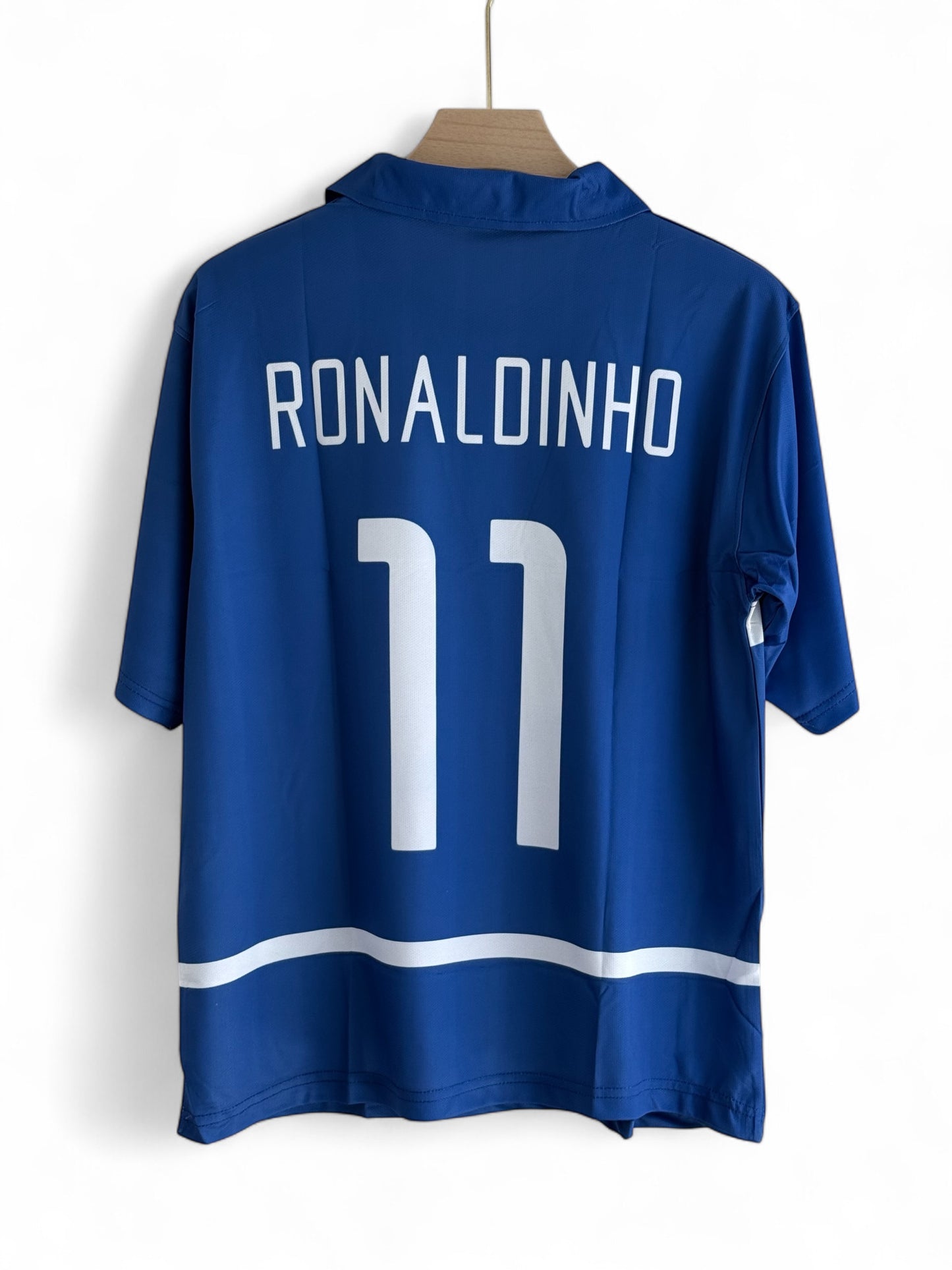 Ronaldinho-11 Brazil 2002 Away