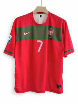 Ronaldo-07 Portugal 2010 Home kit Five sleeve
